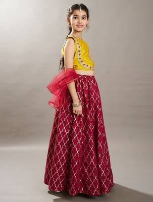 Girls floral embroidered sequinned ready to wear lehenga choli 3