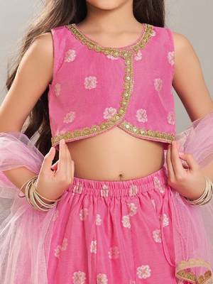 Girls floral woven design ready to wear lehenga & blouse with dupatta 2