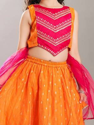 Girls embroidered thread work ready to wear lehenga & blouse with dupatta 2