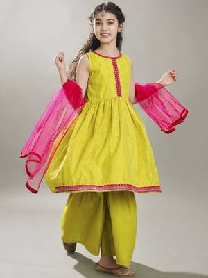 Girls floral woven design anarkali kurta with sharara & dupatta 3