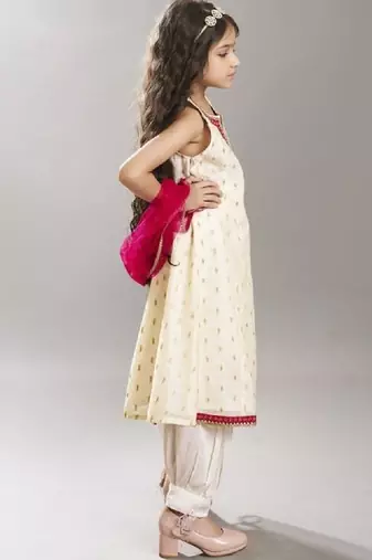Girls ethnic motifs woven design sequinned kurta with salwar & dupatta