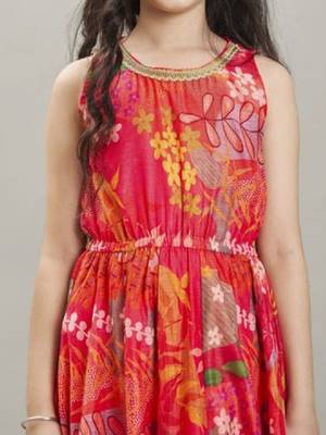 Floral print fit & flare maxi dress 2