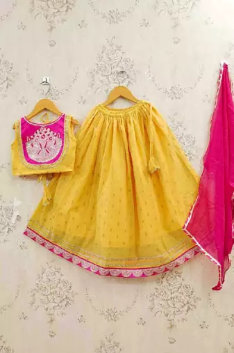 Girls embroidered tie and dye semi-stitched lehenga & blouse with dupatta