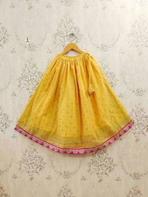 Girls embroidered tie and dye semi-stitched lehenga & blouse with dupatta 2