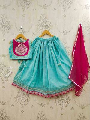 Girls tie and dye ready to wear lehenga & blouse with dupatta 2