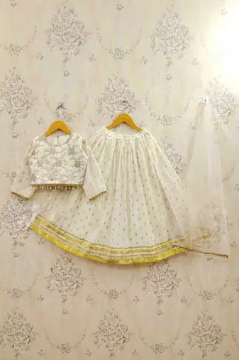 Girls embroidered thread work ready to wear lehenga & blouse with dupatta