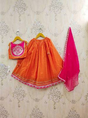 Girls embroidered thread work ready to wear lehenga & blouse with dupatta 4