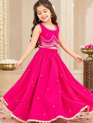 Girls embroidered thread work ready to wear lehenga & blouse with dupatta 4