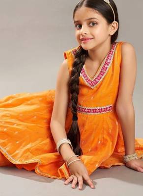 Girls ethnic motifs printed tiered gotta patti chanderi cotton kurti set 4