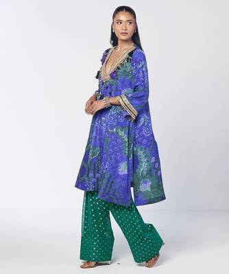 Blue embroidered crepe and georgette jacquard kurta and salwar set 4