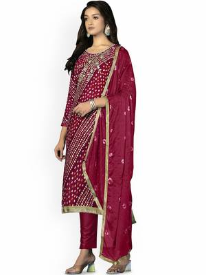 Floral Printed Zari Unstitched Dress Material 4