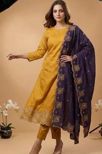 Women Embellished Unstitched pack of 1 Dress Material