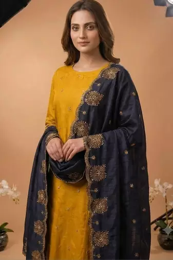 Women Embellished Unstitched pack of 1 Dress Material