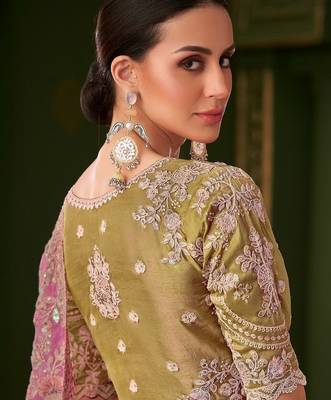 Mauve embellished festive wear with matching blouse 4