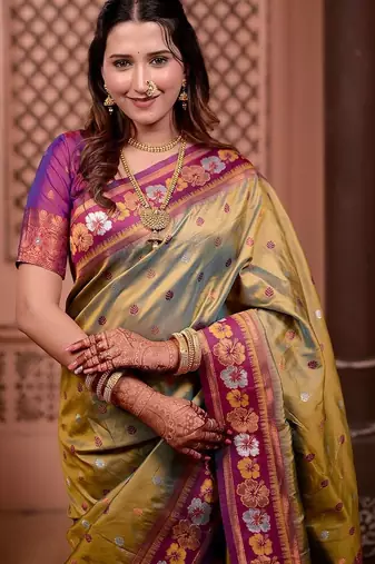 Green classic indian silk rich woven pallu design sarees