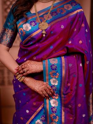 Purple classic indian silk rich woven pallu design sarees 4