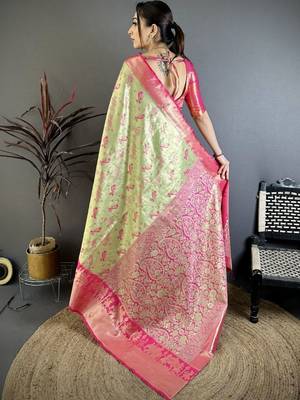 Green woven design kanjeevaram sarees with blouse piece 4