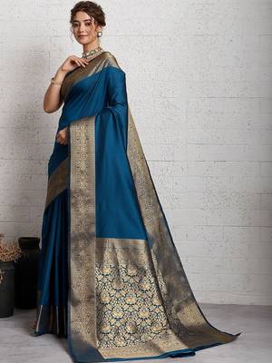 Teal rich zari border saree with blouse piece 5