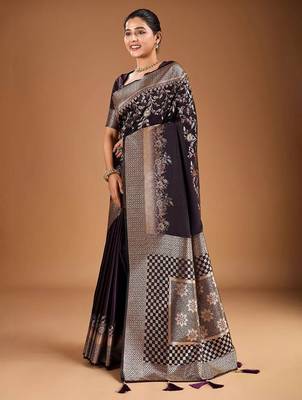 Burgundy floral zari woven design tassels saree with blouse piece 2