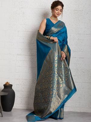 Turquoise rich zari border saree with blouse piece 2