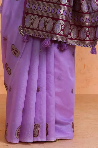 Lavender woven design saree with blouse