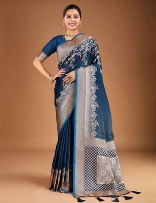 Teal floral zari woven design tassels saree with blouse piece 1