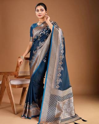 Teal floral zari woven design tassels saree with blouse piece 4