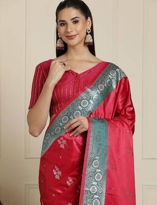 Red woven design zari banarasi saree 4