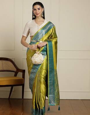 Green ethnic motifs zari banarasi saree 1