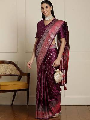 Purple woven design banarssi saree with unstitched blouse 2