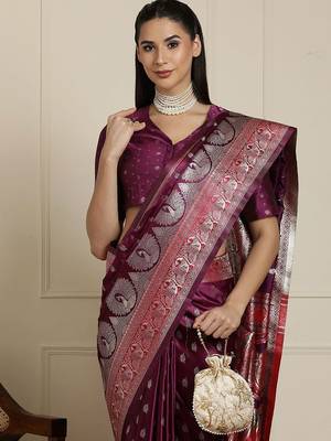 Purple woven design banarssi saree with unstitched blouse 4