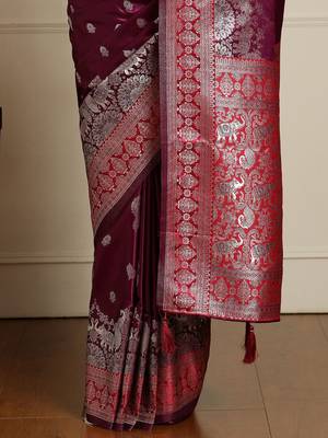 Purple ethnic motif woven design with unstitched blouse 5