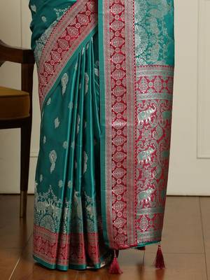Sea green ethnic motifs zari woven design banarasi saree with blouse piece 5