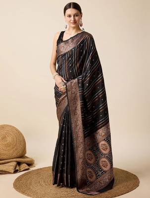 Black woven design kanjivaram silk saree 1