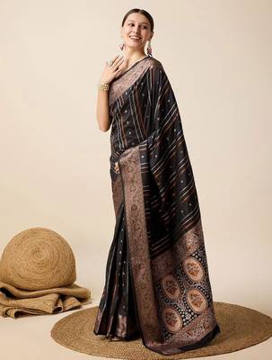 Black woven design kanjivaram silk saree 2