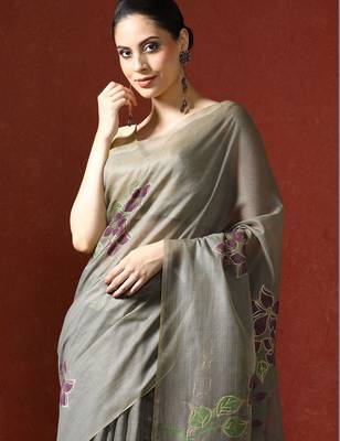 Grey woven design chanderi sarees with blouse piece 2