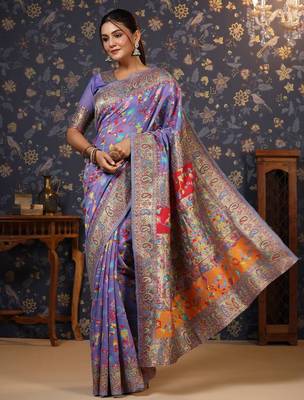 Lavender floral woven design zari banarasi saree 3