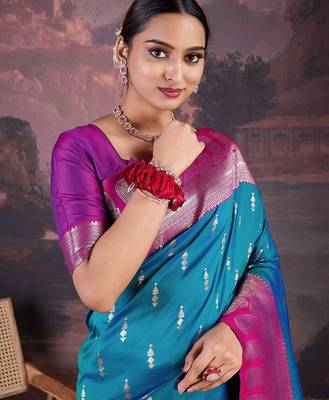 Turquoise woven design banarasi saree 5