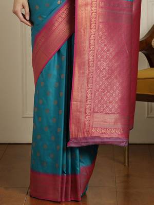 Blue ethnic motifs woven design zari kanjeevaram saree 5