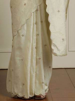 Cream embroidered sequinned georgette saree 5