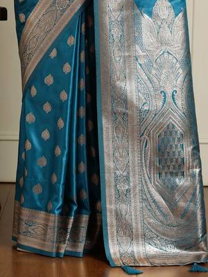Blue ethnic motifs woven design zari banarasi saree with blouse piece 5