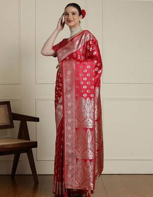 Red ethnic motifs woven design banarasi saree  with blouse piece 2