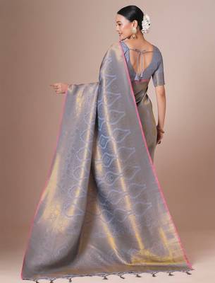Silver kanjeevaram woven design saree with blouse piece 3