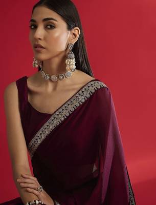Magenta embellished saree with blouse piece 5