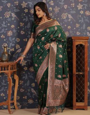 Green ethnic woven design banarasi saree 4