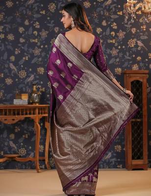 Burgundy woven design banarasi saree 3