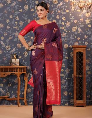 Violet ethnic motifs woven-design saree 3