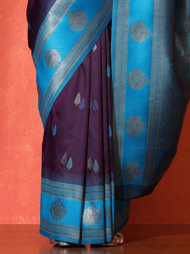 Blue woven design banarasi sarees with blouse piece