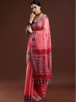 Pink woven design saree with blouse 3