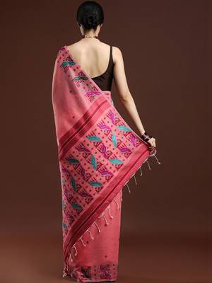 Pink woven design saree with blouse 4